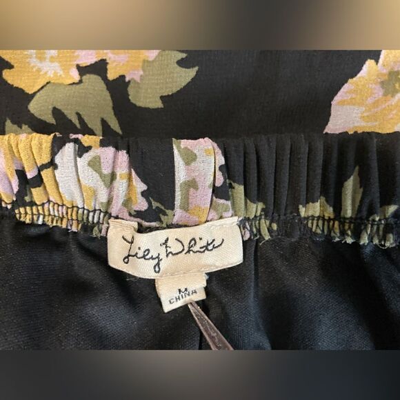 Lily White Floral Print Maxi Dress Size M - Picture 6 of 7